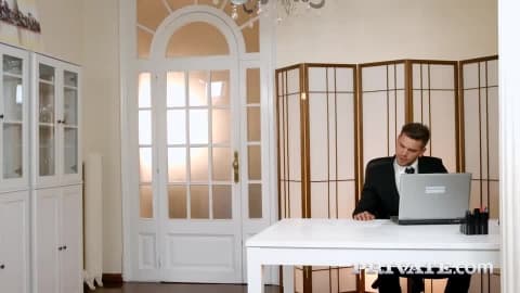 Séduite par le patron