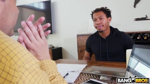 Une blonde et une BBC font du Voissa Sexe