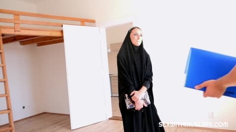 Katy Rose aime faire de la beurette baise