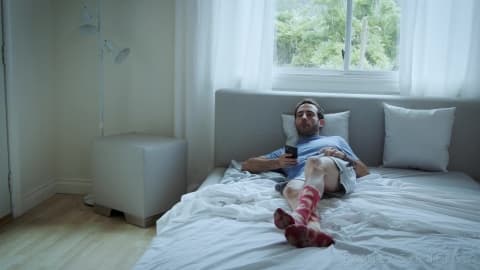 Il baise sa mere et se vide les couilles