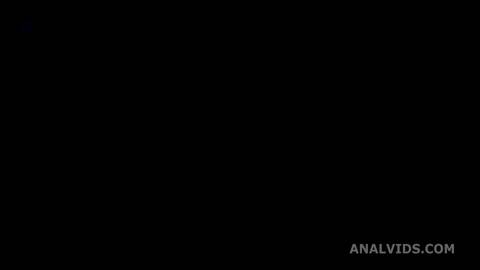 Video Porno Anal sauvage pour la brune