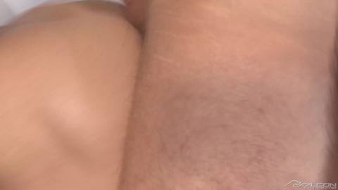 Austin et Nicoli dans film porno gay